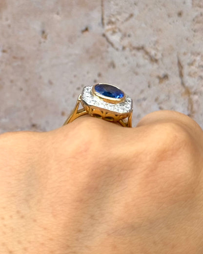 Art Deco Style Ring Sapphire 2.75 carats &amp; Diamonds 0.48 carat 5.32g "Cassandra"