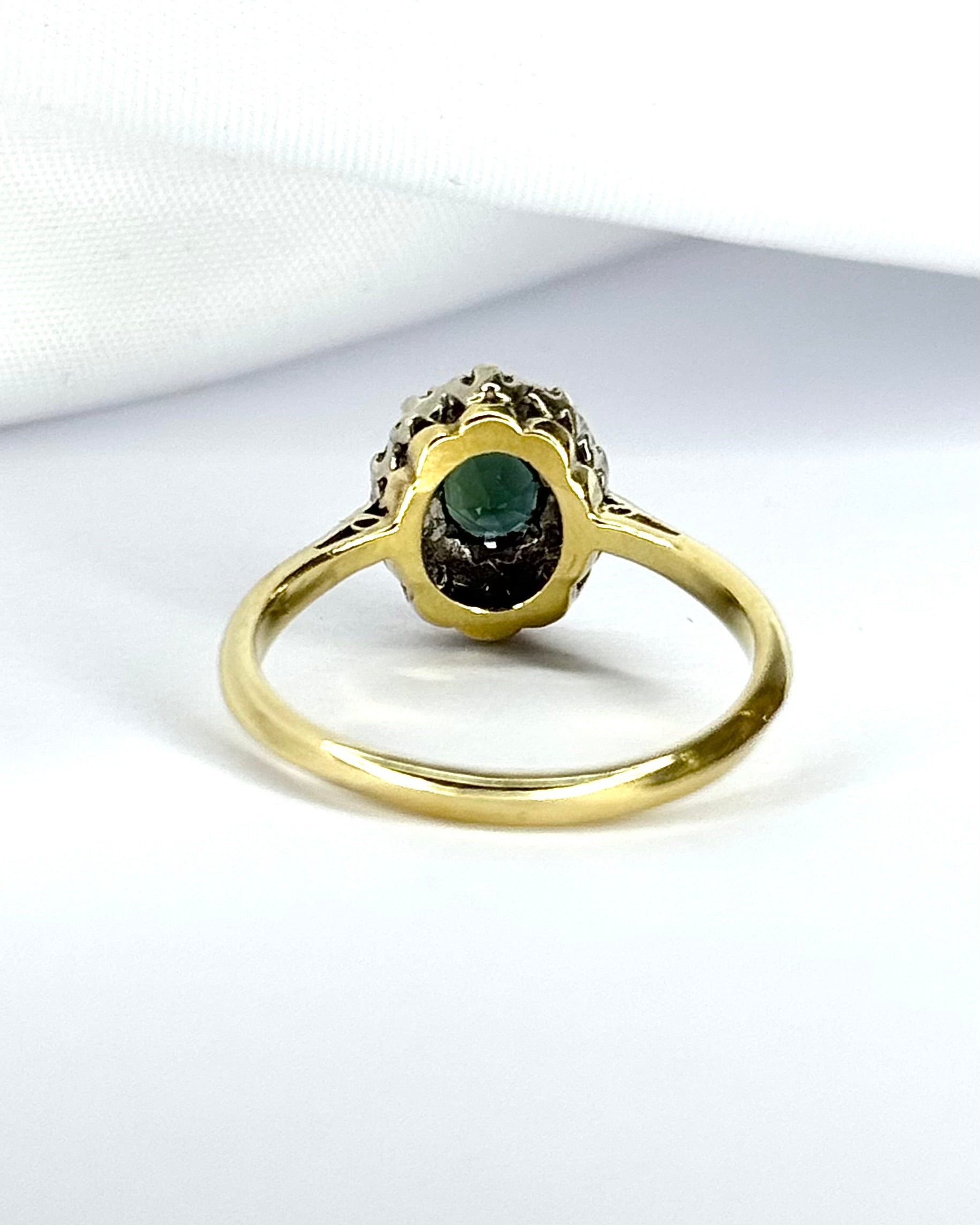 Bague Marguerite Saphir 0.65 carat &amp; Diamants "Sabrina"