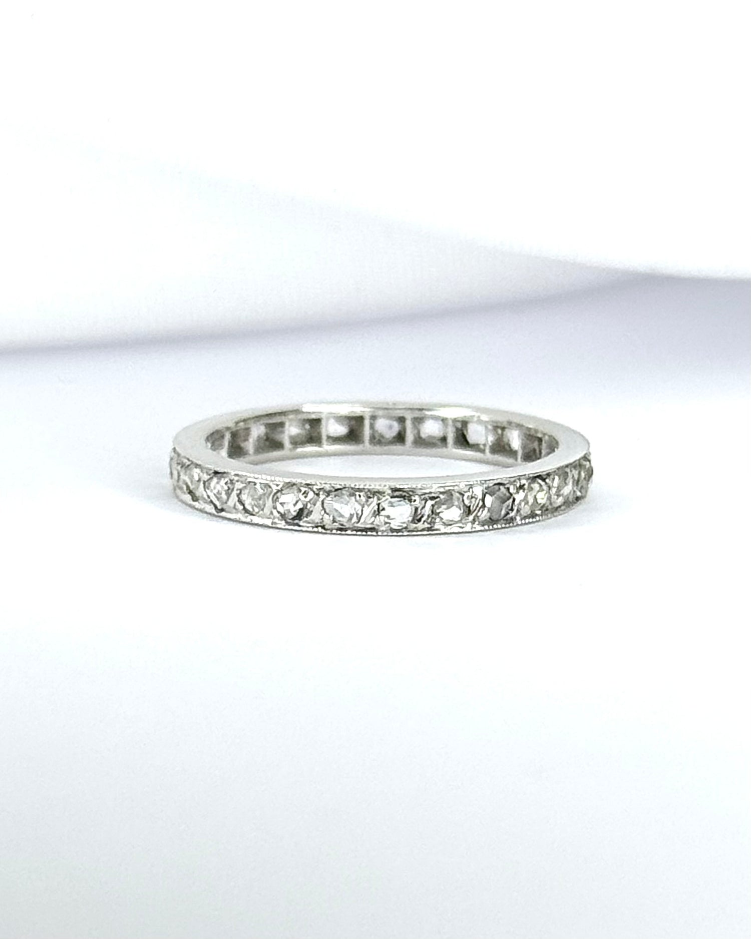 Alliance Américaine Art-Déco Diamants 0.40 carat 2.3mm "Dounia"