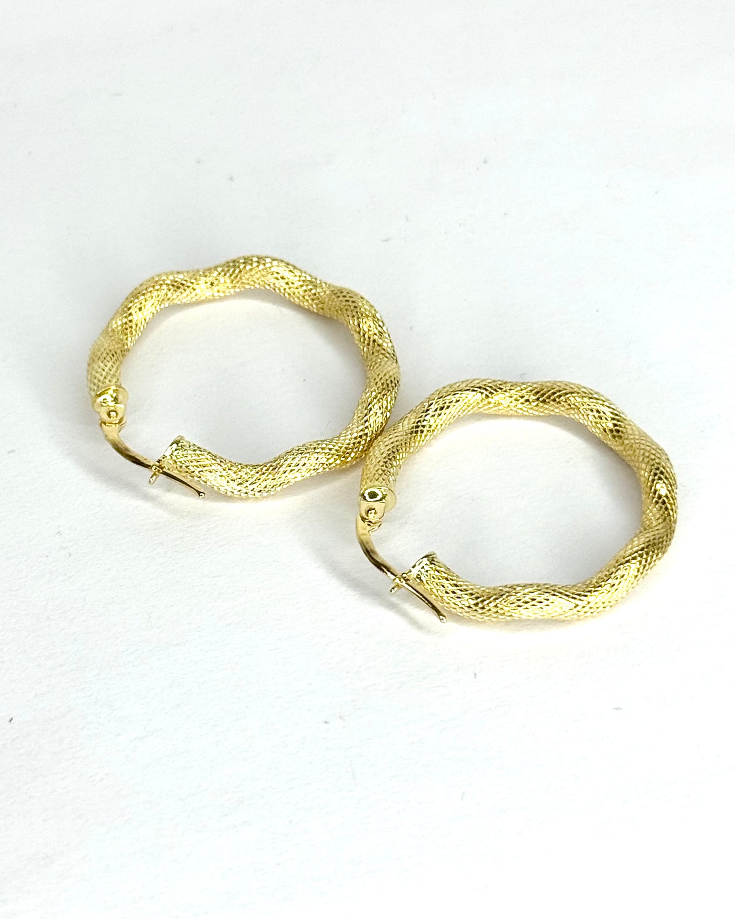 Créoles Or Jaune 18 carats 3.13g "Marina"