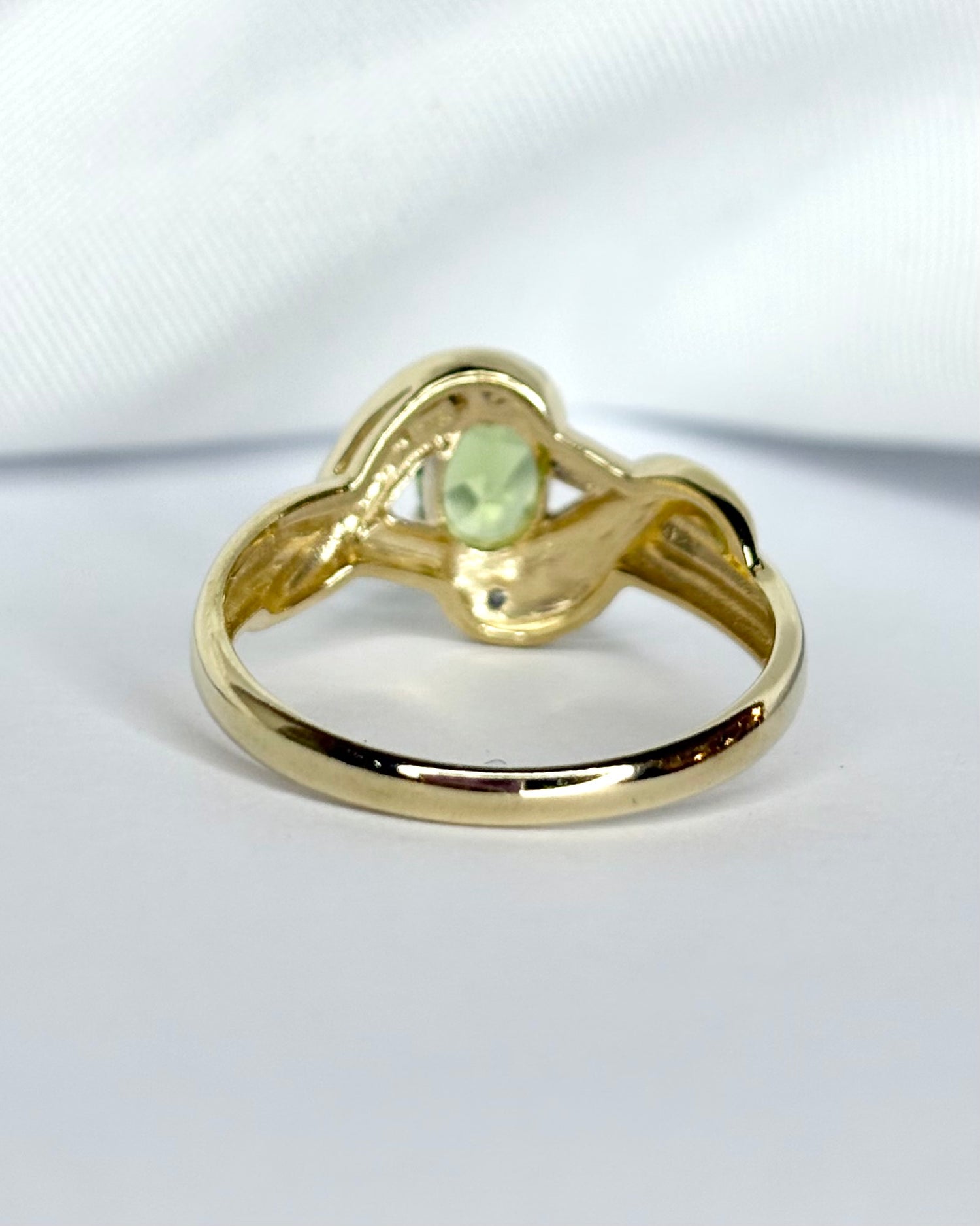 Bague Solitaire Péridot 0.80 carat &amp; Diamants "Olivine" - Elliade Paris