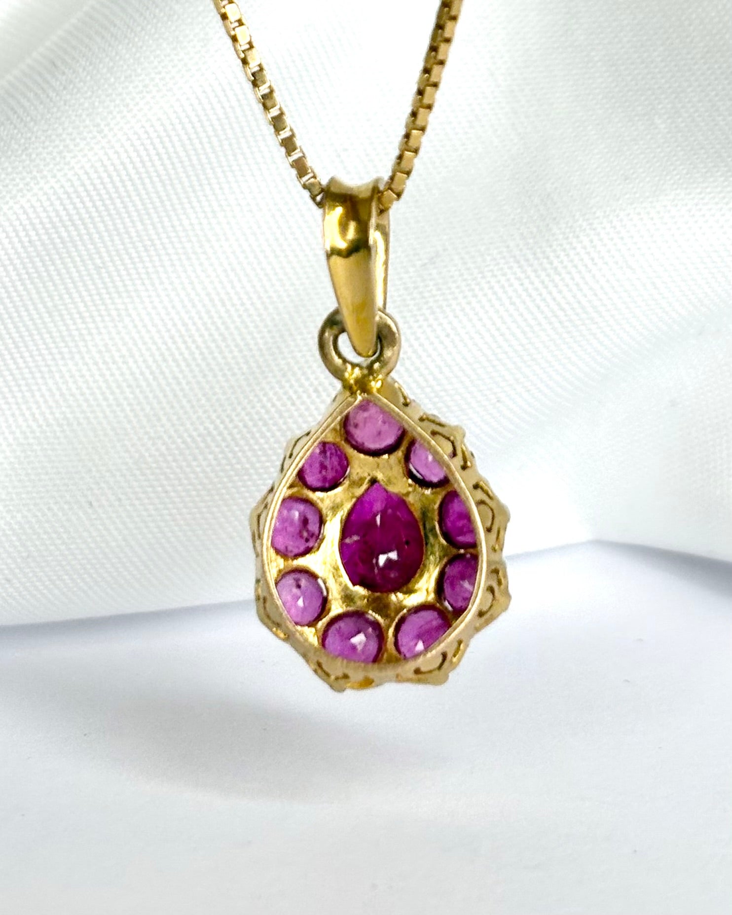 Pendentif Poire Rubis 1.65 carat "Noé" - Elliade Paris