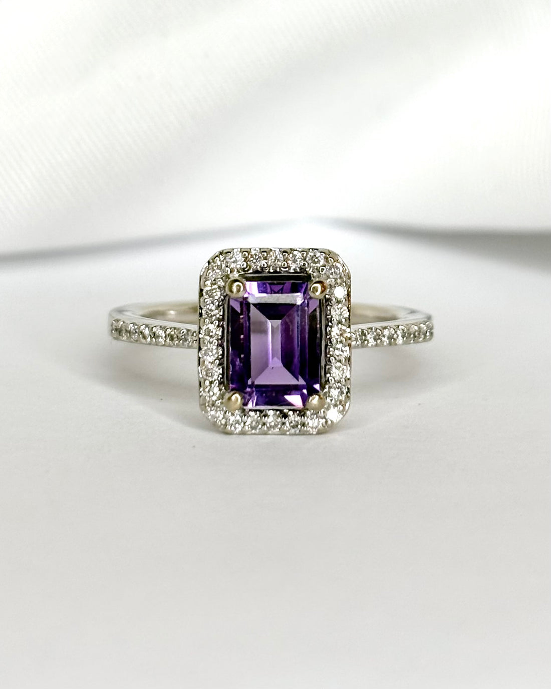 Bague Solitaire Améthyste 1 carat &amp; Diamants 0.40 carat "Clara"