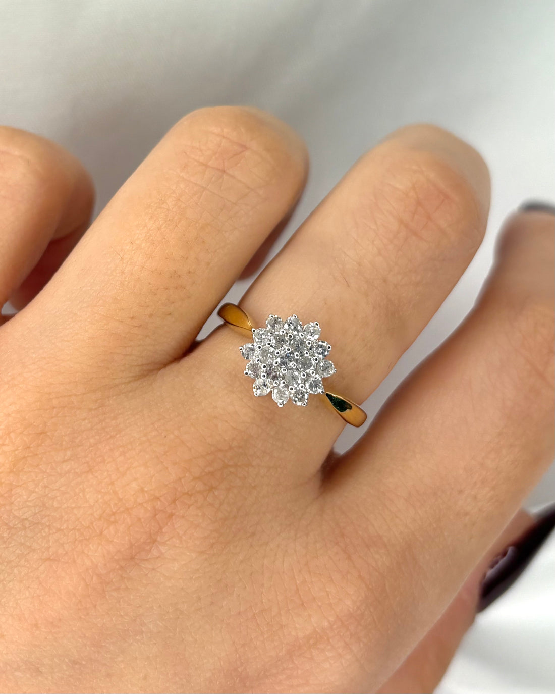 Bague Marguerite Diamants 0.55 carat "Safia"