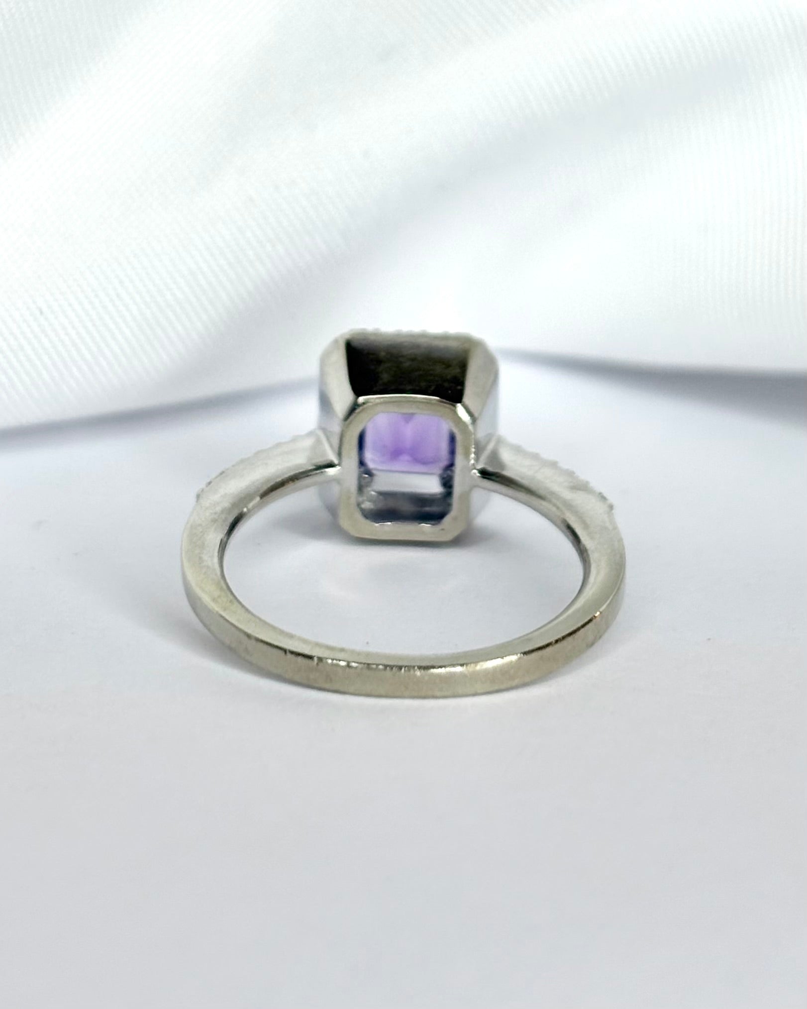 Bague Solitaire Améthyste 1 carat &amp; Diamants 0.40 carat "Clara" - Elliade Paris
