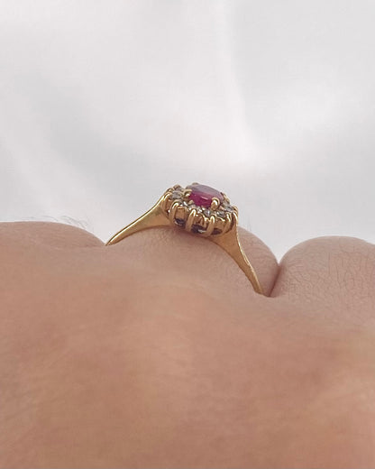 Bague Marguerite Rubis 0.40 carat &amp; 12 Diamants "Edwina" - Elliade Paris