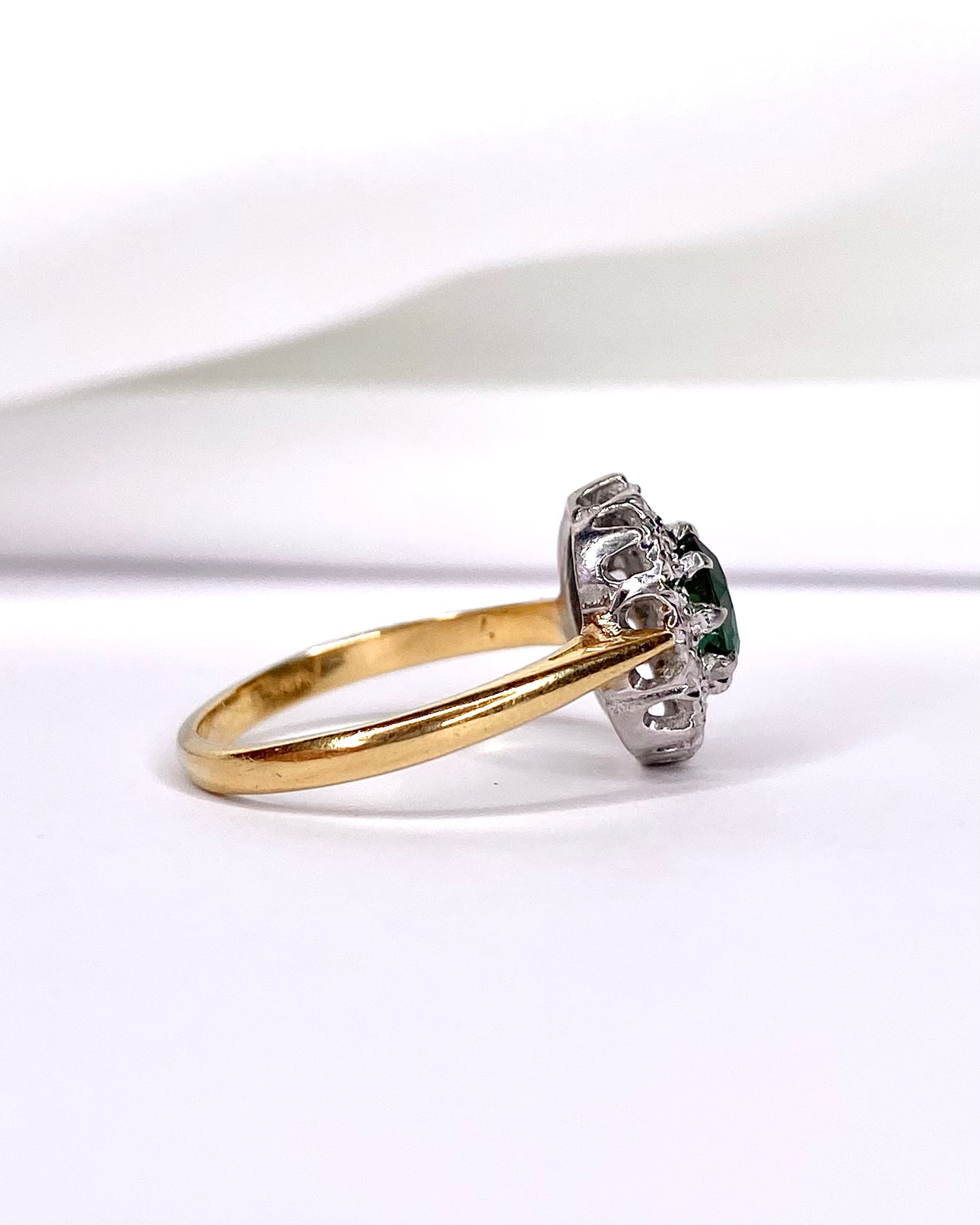 Bague Marguerite Tourmaline 0.60 carat &amp; Diamants "Charlotte" - Elliade Paris