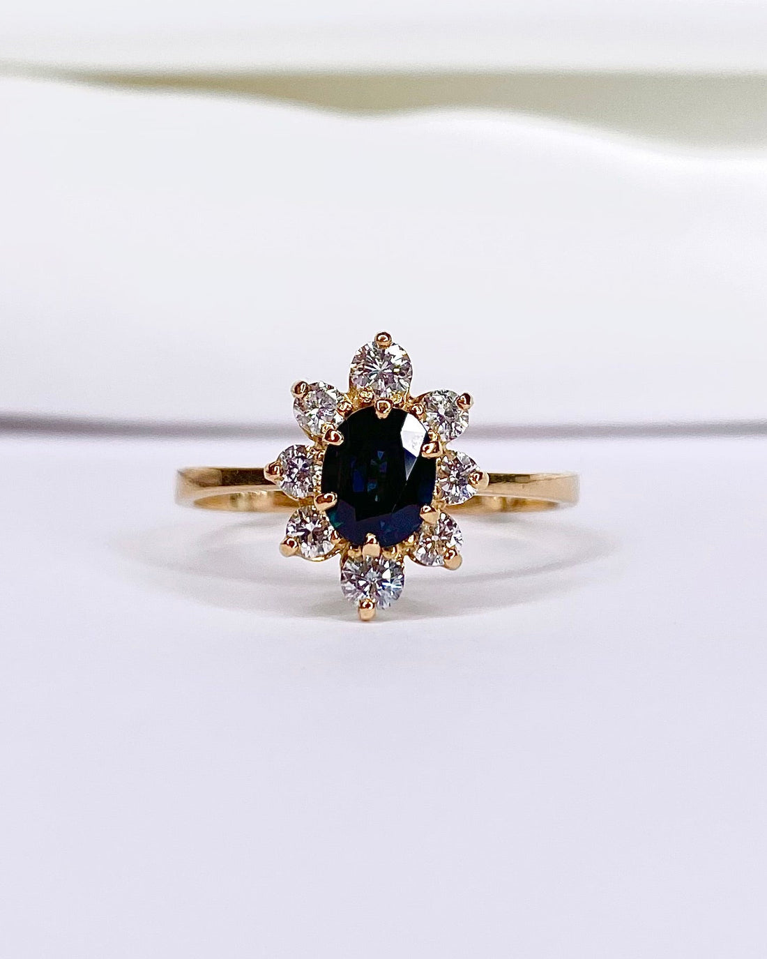 Bague Marguerite Saphir 0.91 carat &amp; Diamants 0.52 carat "Léna"