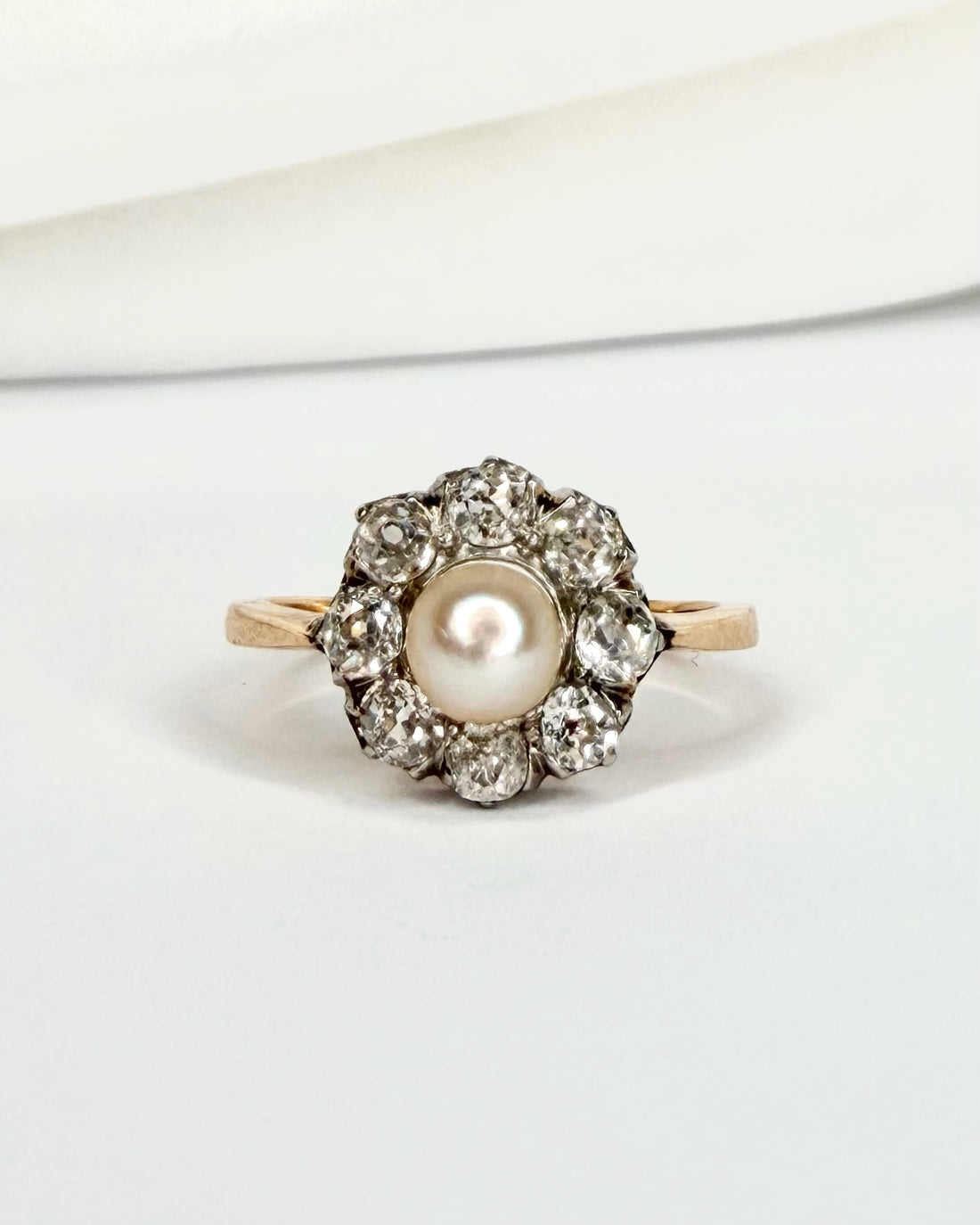 Bague Marguerite Perle &amp; Diamants Taille Ancienne 0.48 carat "Manna" - Elliade Paris