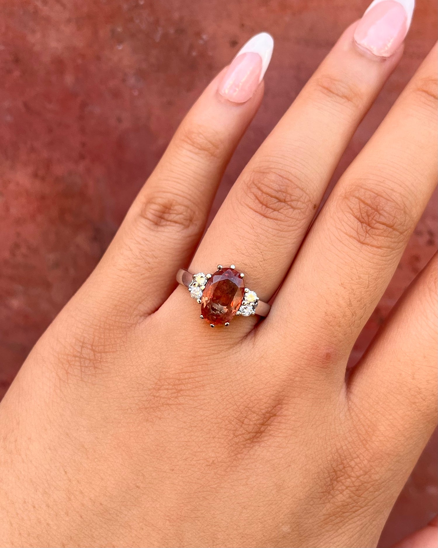 Bague Trilogie Saphir Orange 3.45 carats &amp; Diamants 4.08g "Melissa"