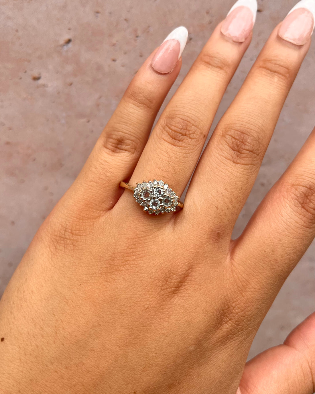 Bague Fleur Topazes 0.48 carat &amp; Diamants 0.30 carat "Hella"