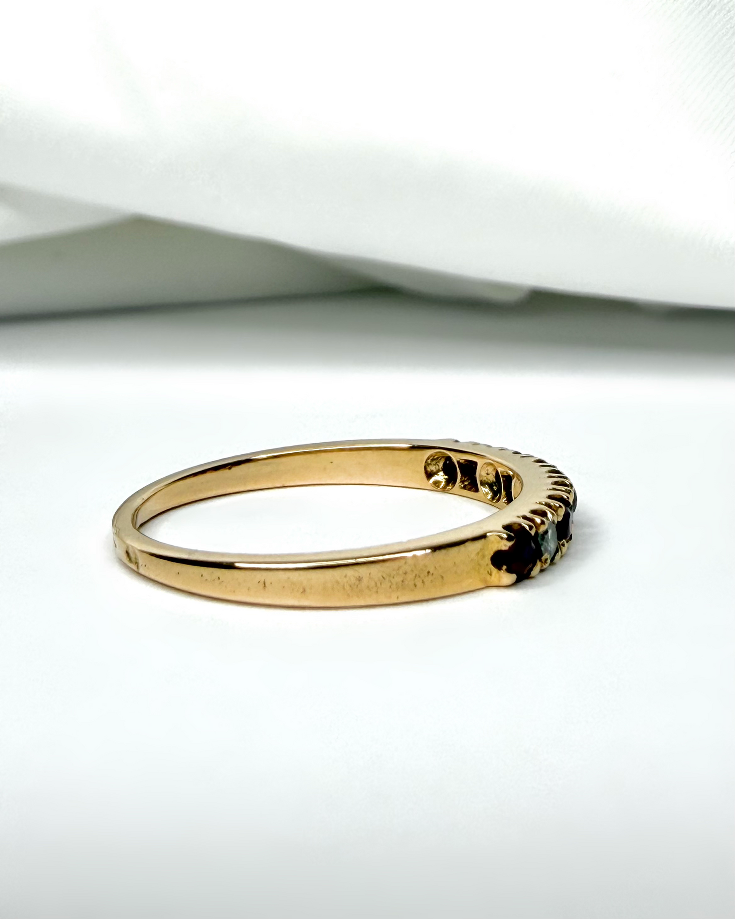 Demi Alliance Rubis &amp; Diamants "Tiphaine" - Elliade Paris