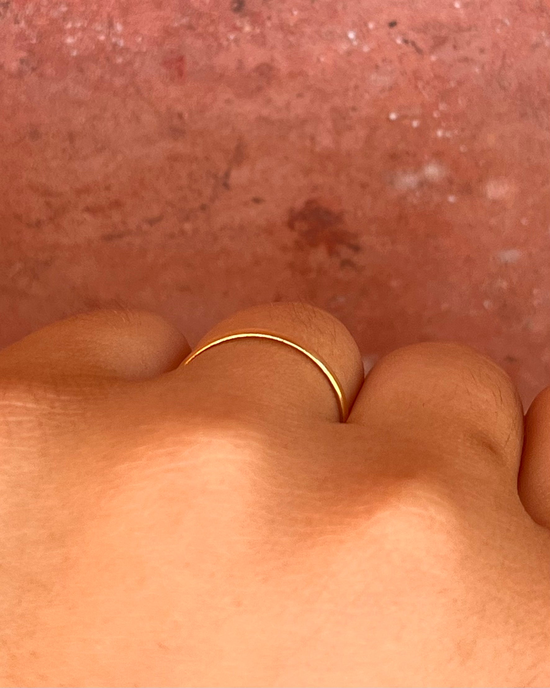 Alianza Oro Amarillo 18 quilates 1.8 mm "Elsa"