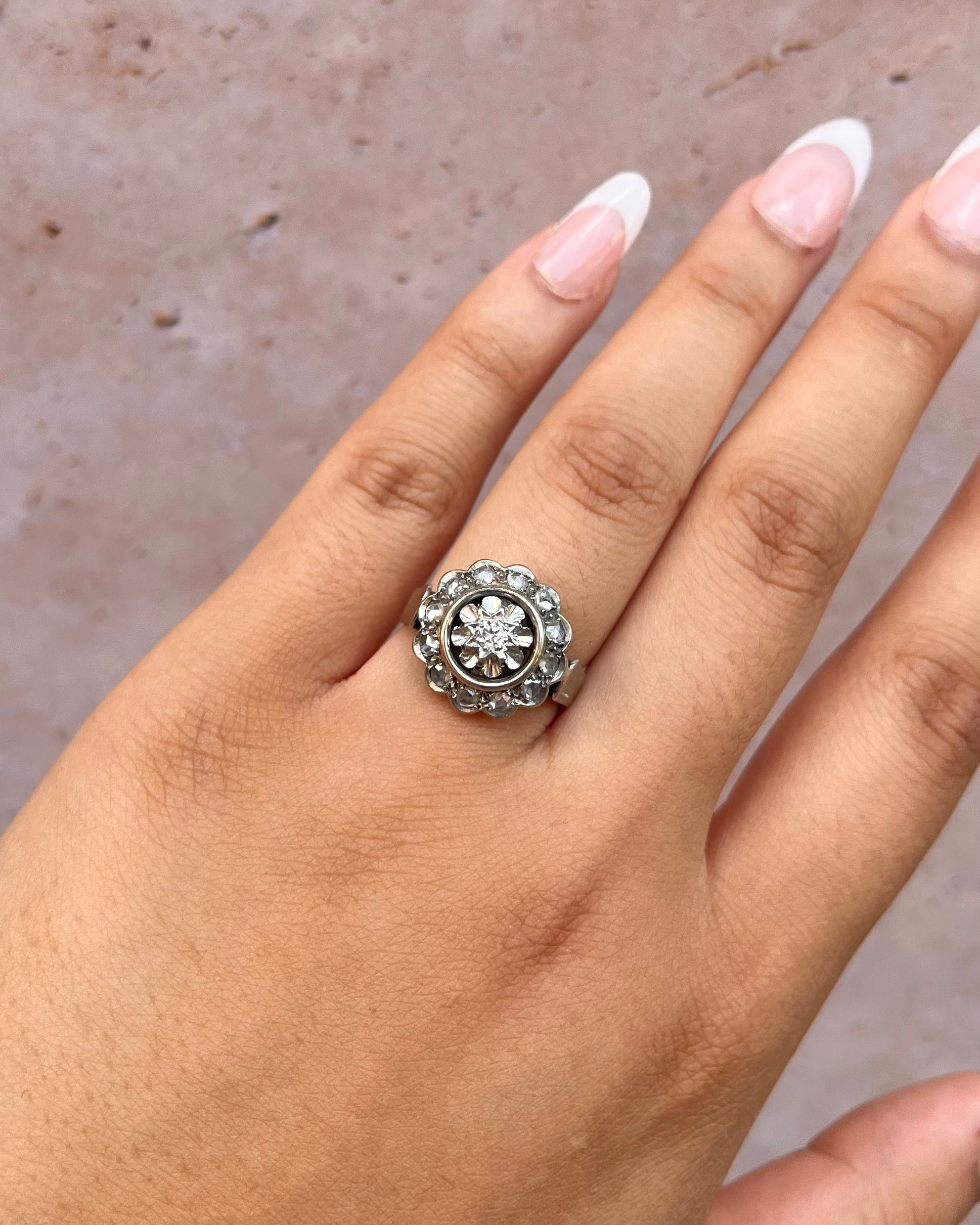 Bague Marguerite Diamants 0.56 carat, Or &amp; Platine 4.97g "Amaya"