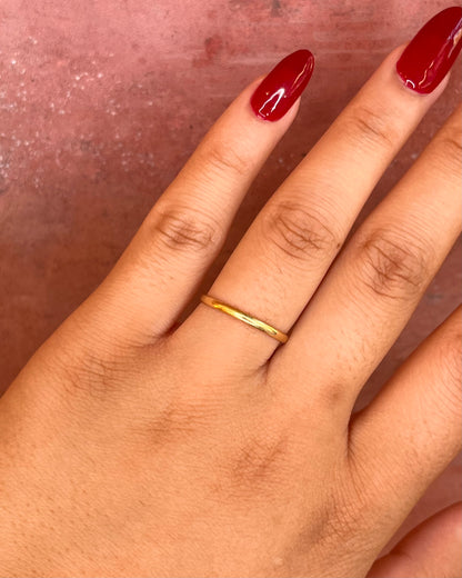 Alianza Oro Amarillo 18 quilates 1.8 mm "Elsa"