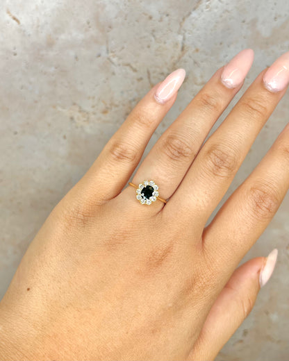 Anillo Marguerite Zafiro 0,80 quilates y Diamantes "Cyrielle"