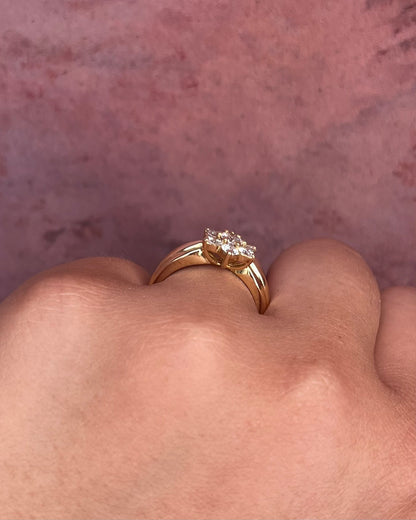 Bague Marguerite Diamants 0.72 carat "Anaïs"