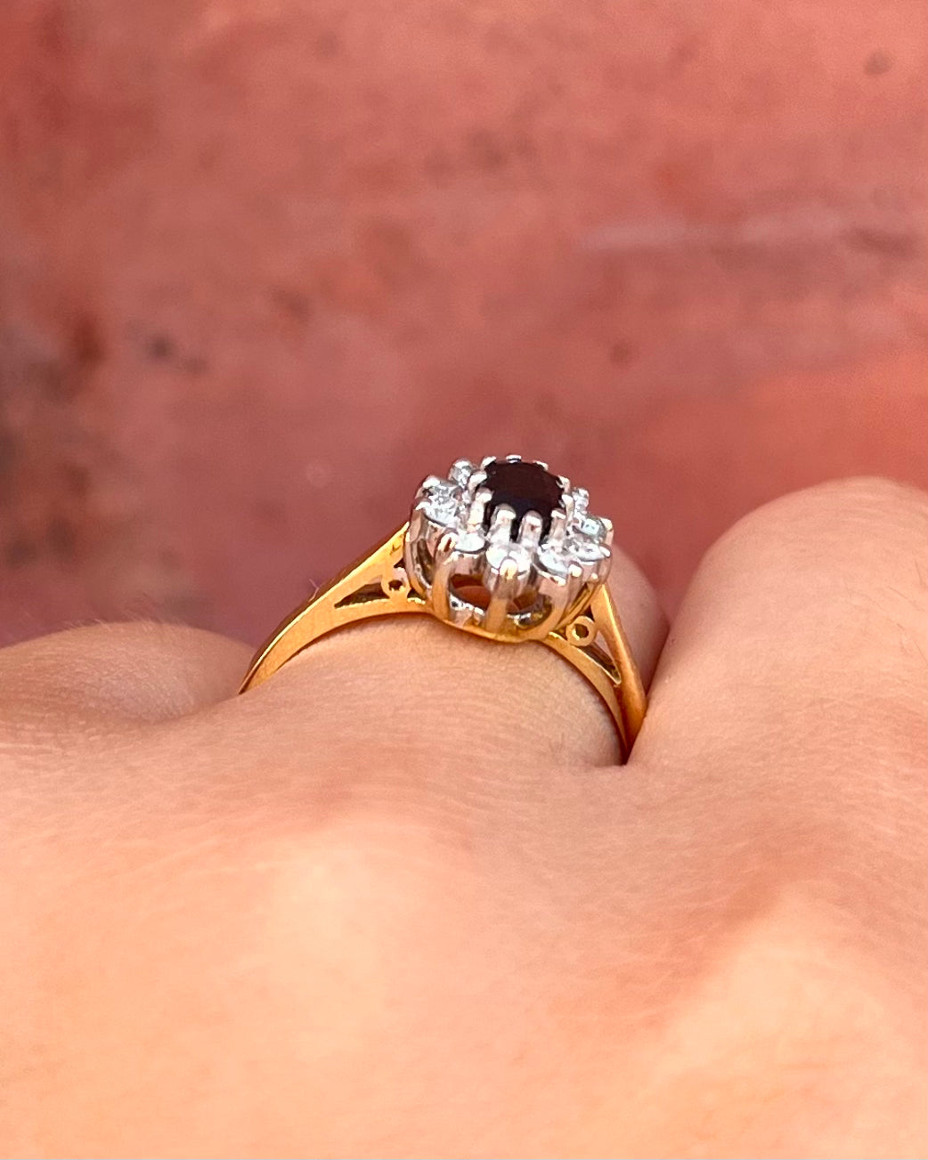 Bague Marguerite Saphir 0.70 carat &amp; Diamants 0.40 carat "Maryline"