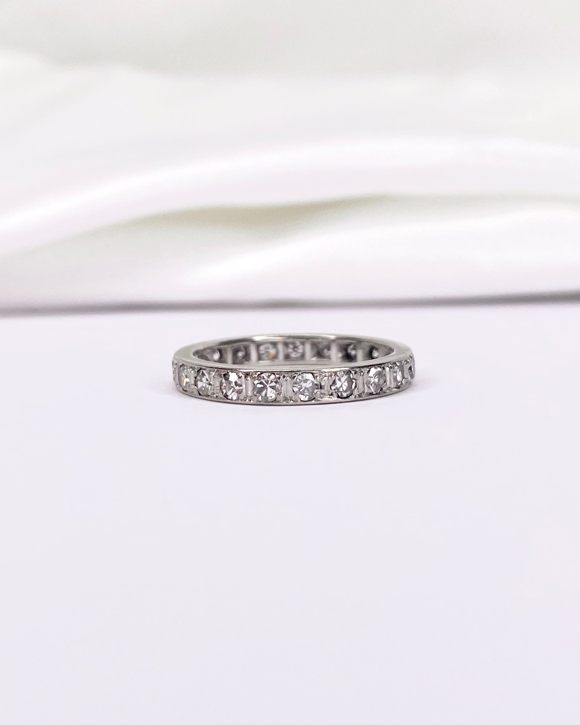 American Alliance Diamonds 2 mm - Height 0.2 cm "Dorotha"