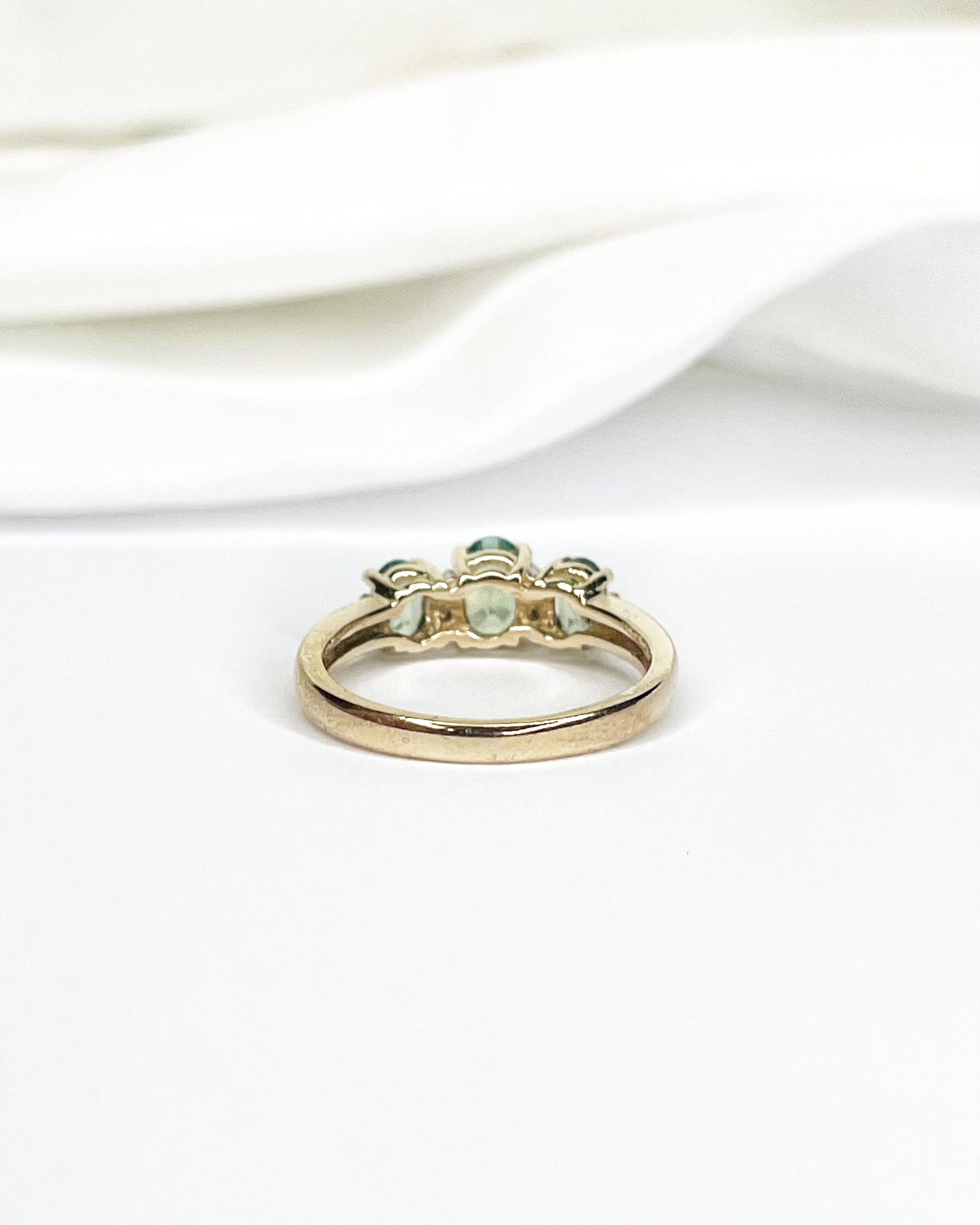Anillo Trilogía Zafiros Verdes 1.10 quilates "Marion"