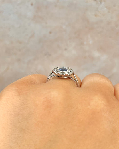 Anillo Marguerite Zafiro 0,85 quilates y Diamantes 0,70 quilates "Laurine"
