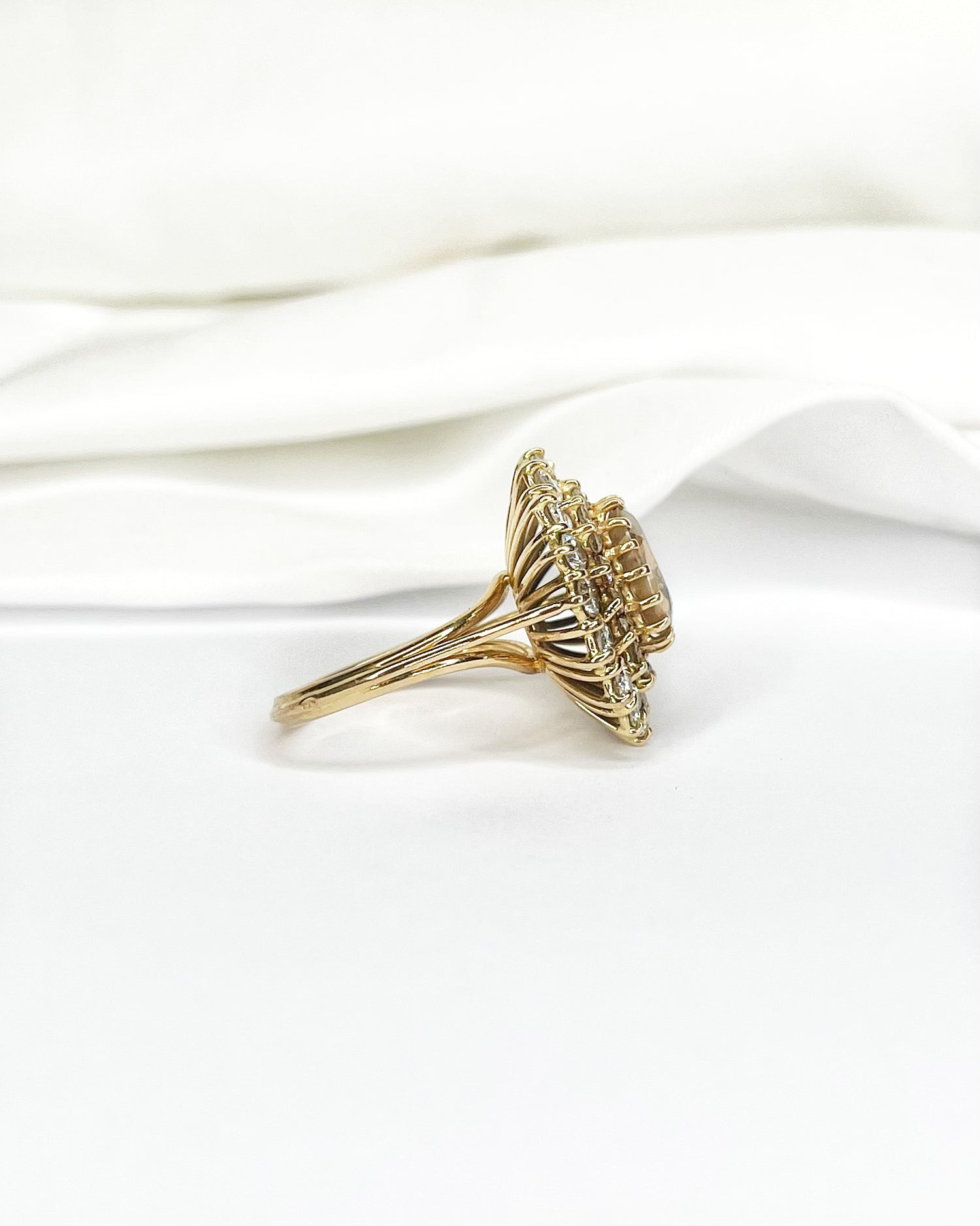 Bague Marguerite Zircon Cognac Naturel 4.70 carats &amp; Diamants 1.60 carat "Christie"