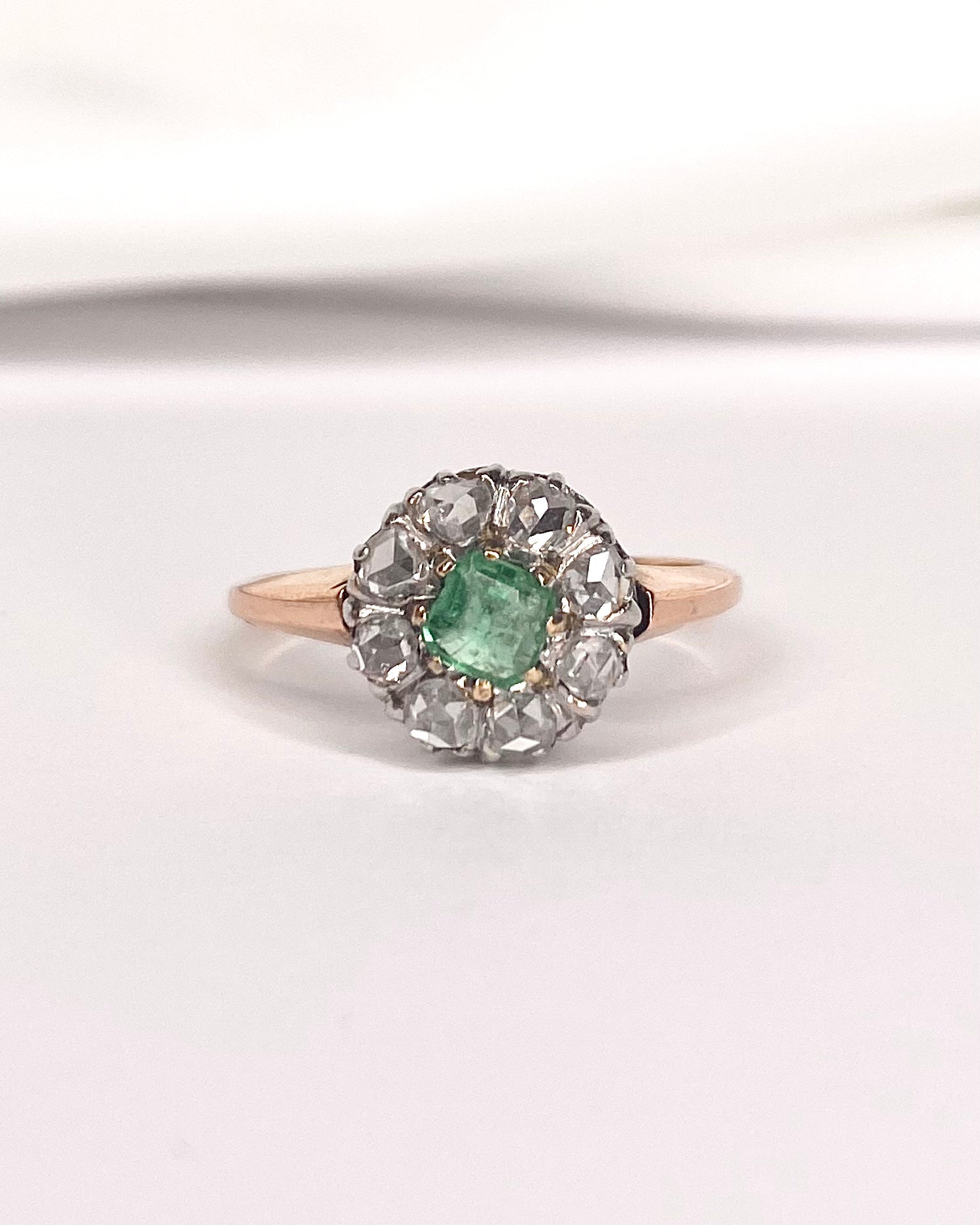 Bague Marguerite Émeraude &amp; Diamants "Eglantine"