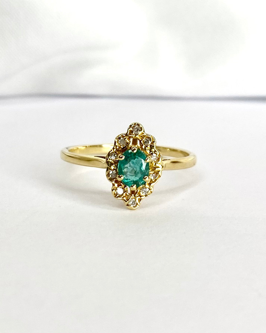 Bague Marquise Émeraude &amp; Diamants "Oxanna"
