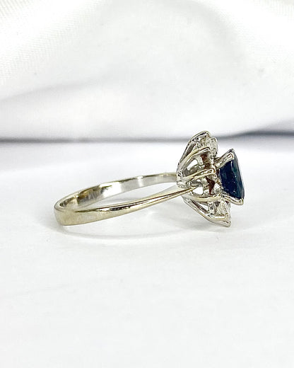 Anillo Marguerite Zafiro 0,75 quilates y Diamantes 0,40 quilates "Palmire"
