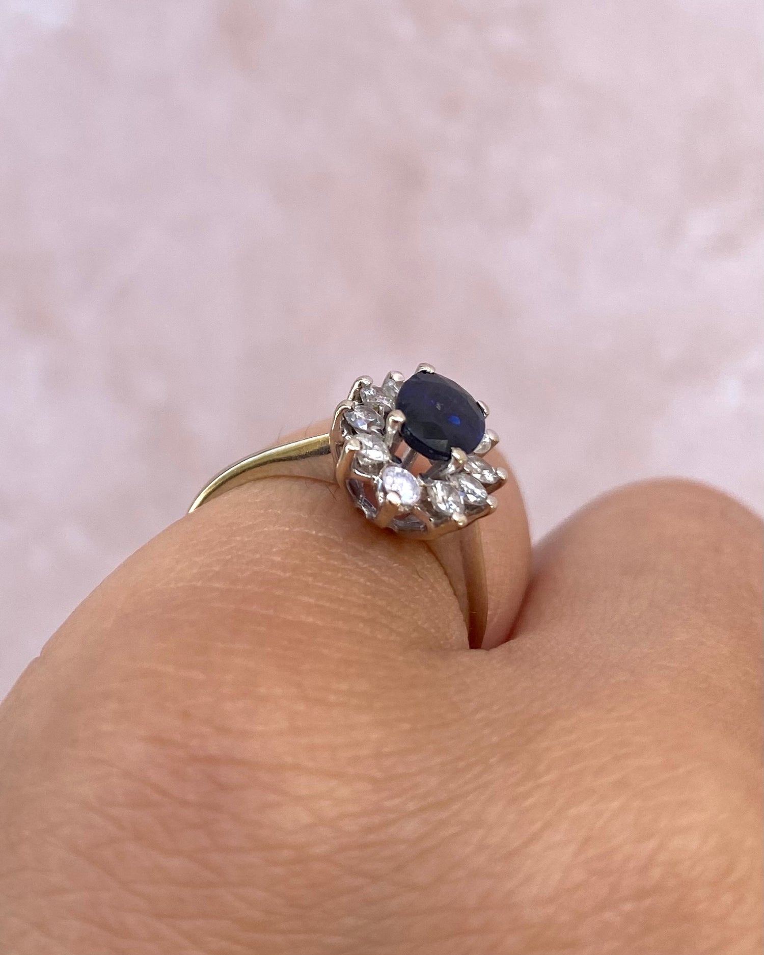 Anillo Marguerite Zafiro 0,75 quilates y Diamantes 0,40 quilates "Palmire"