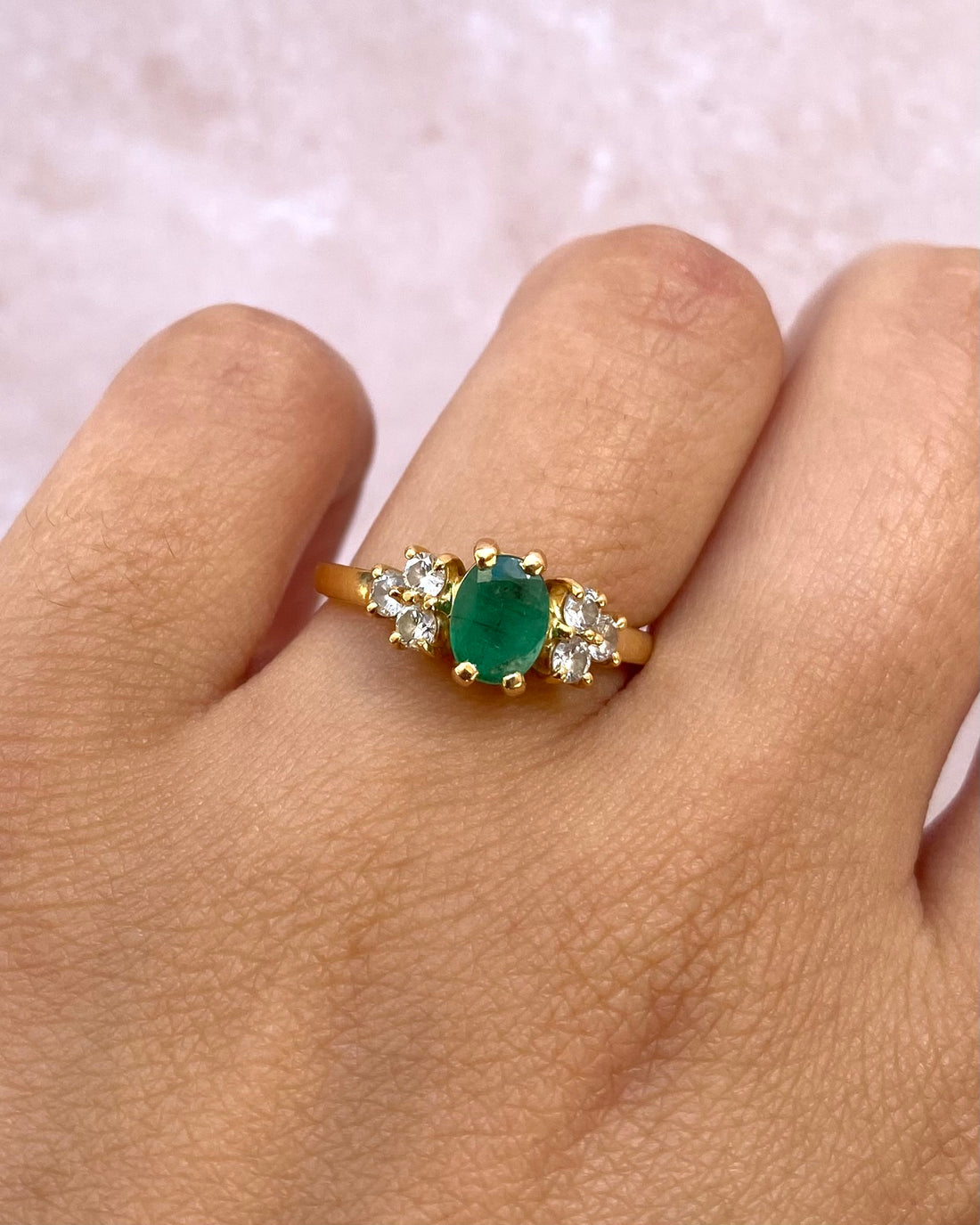Bague Trilogie Émeraude 0.68 carat &amp; Diamants 0.42 carat "Lilia"