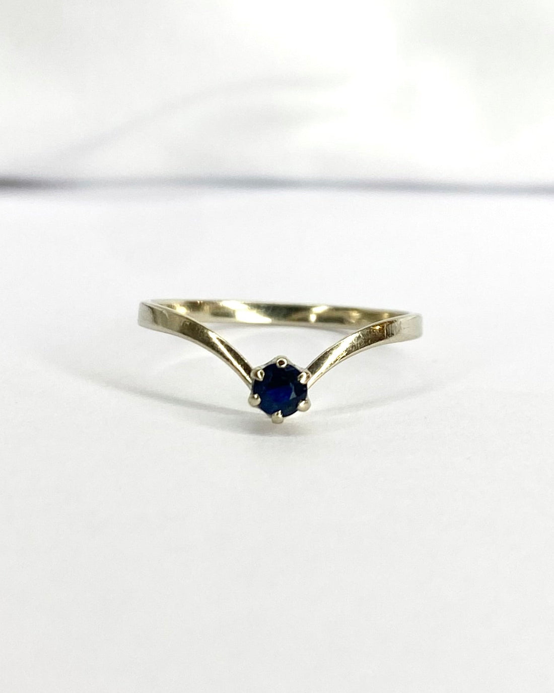 Bague Solitaire Saphir "Raphaelle"