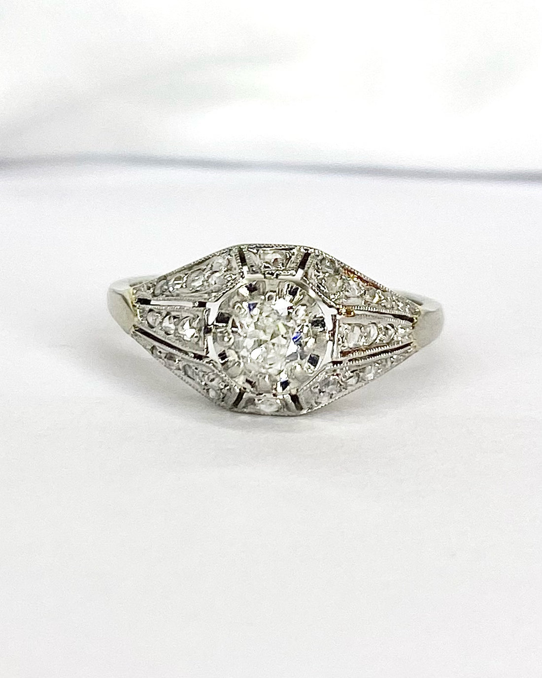 Bague Art-Déco Diamants 0.48 carats "Pamela"