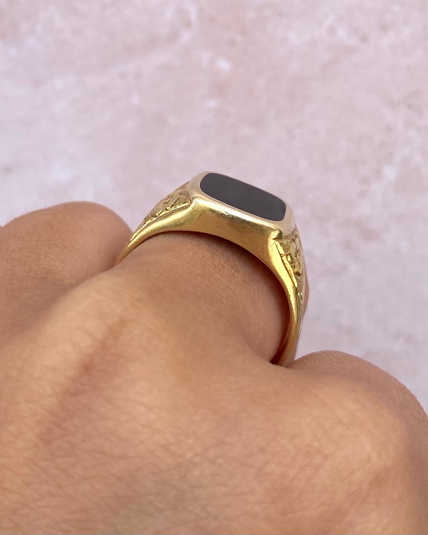 Onyx Signet Ring "Louis"