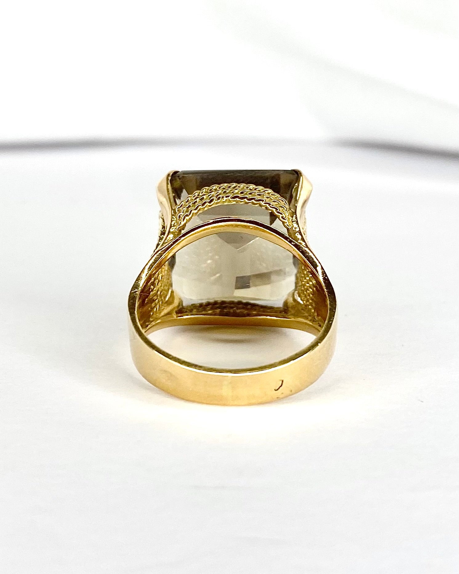 Bague Cocktail Citrine Champagne 15.20 carats &amp; Or 8,74g "Phillipine"