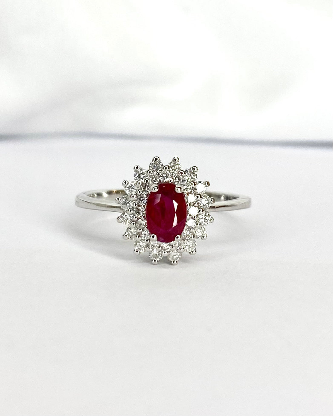 Bague Marguerite Rubis 0.58 carat &amp; Diamants 0.27 carat "Cristella"