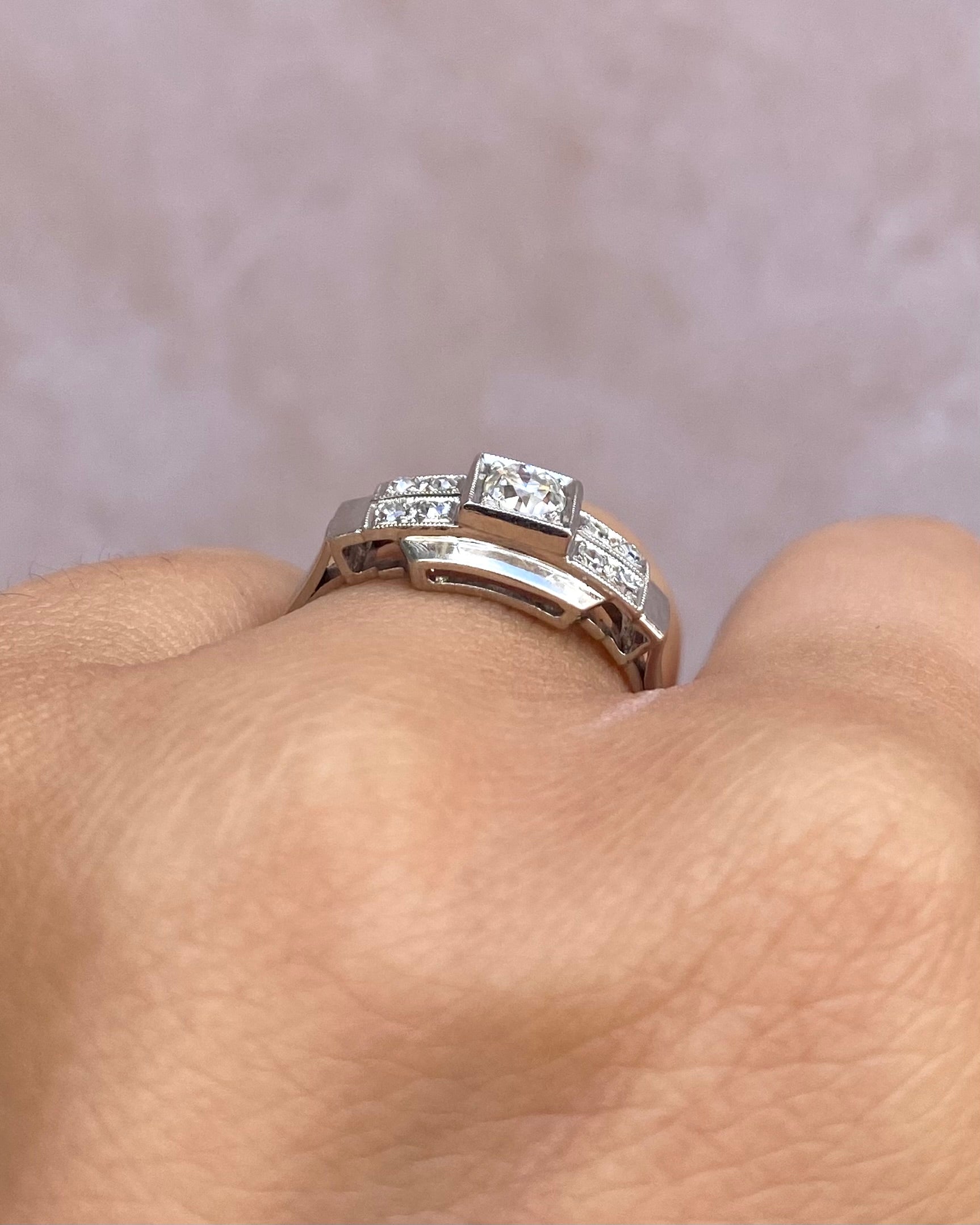 Art Deco Diamond Ring 0.26 Carat "Esmée"