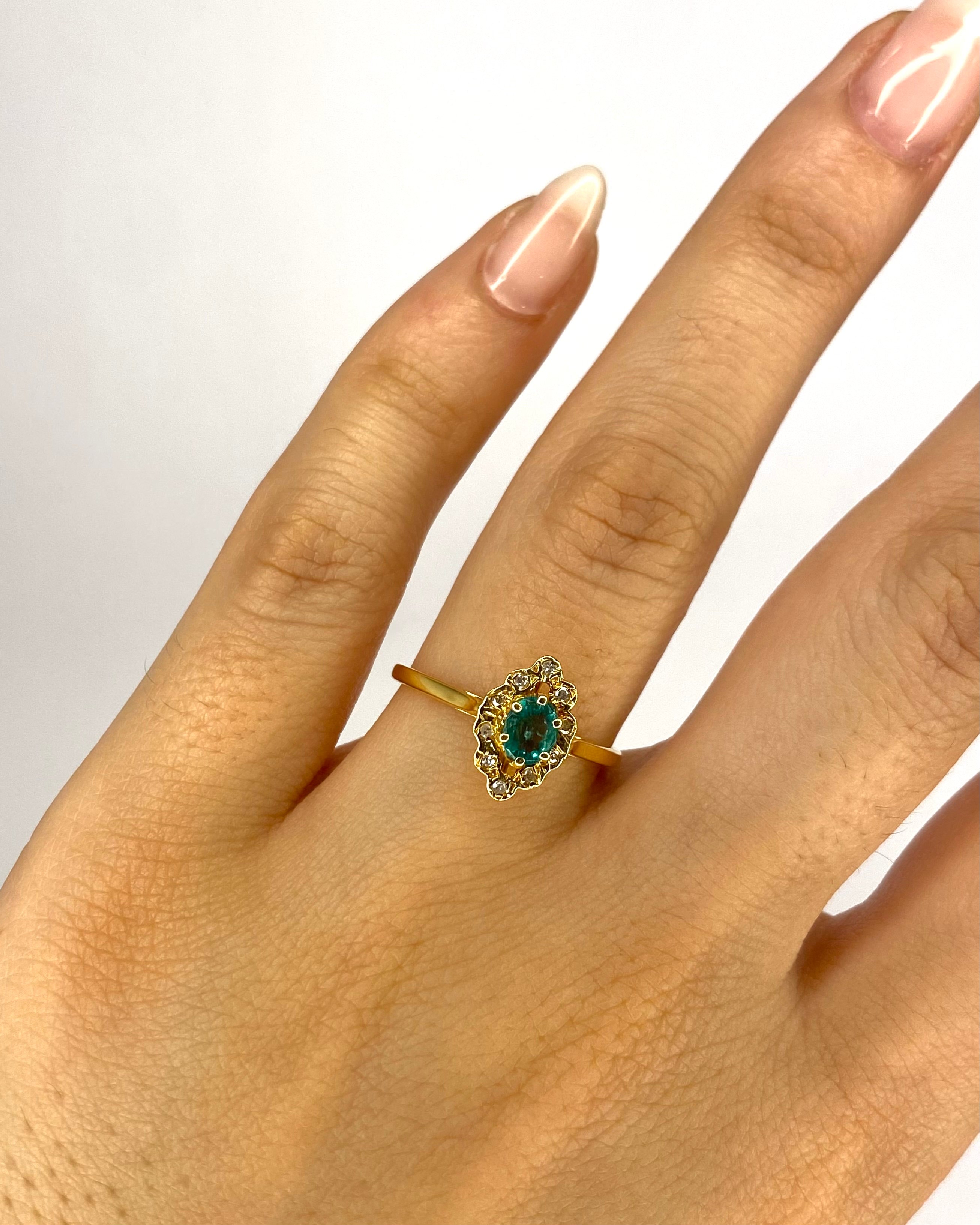 Bague Marquise Émeraude &amp; Diamants "Oxanna" - Elliade Paris