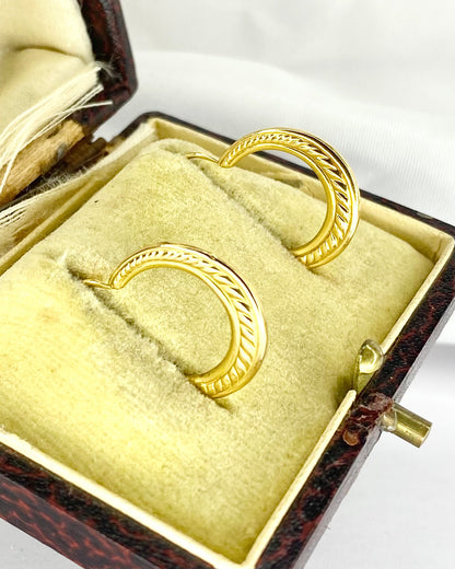 18-Carat Yellow Gold Hoop Earrings "Maïa"