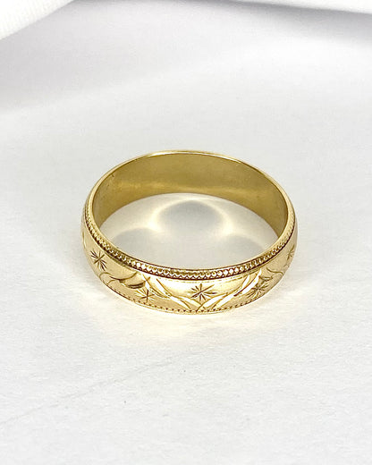 Yellow Gold 5 mm Band Ring "Adele"