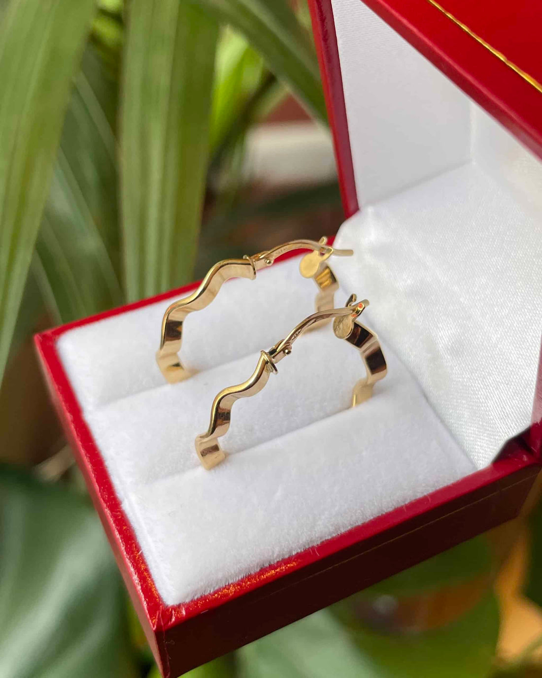Vintage Gold Hoop Earrings "Lise"