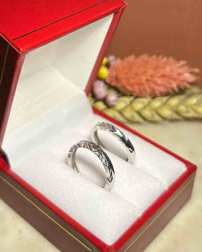 Vintage 18-carat white gold "Claudia" hoop earrings