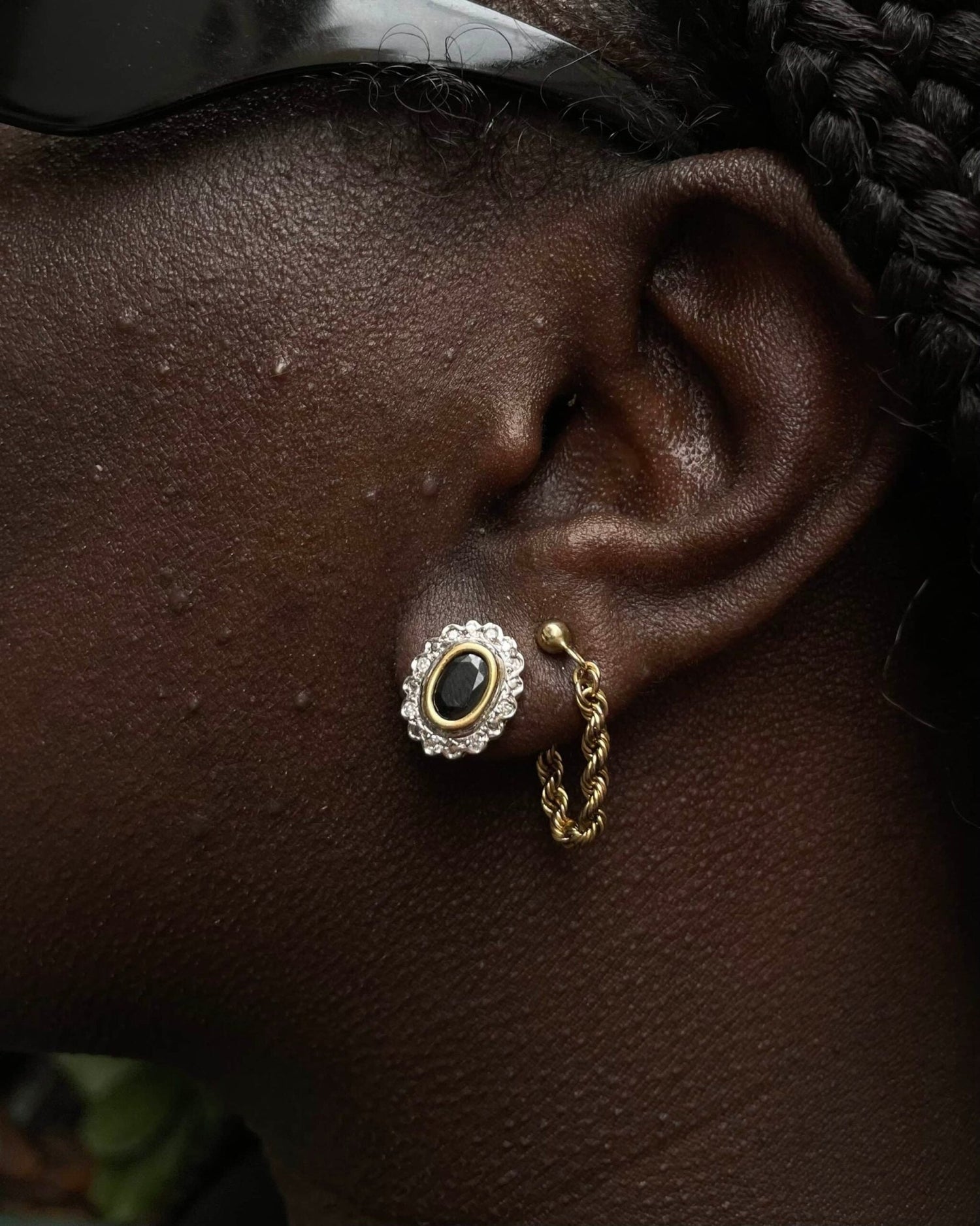 Boucles Marguerite Saphir &amp; Diamants &quot;Ezra&quot; - Elliade Paris