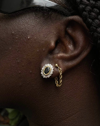Boucles Marguerite Saphir &amp; Diamants &quot;Ezra&quot; - Elliade Paris