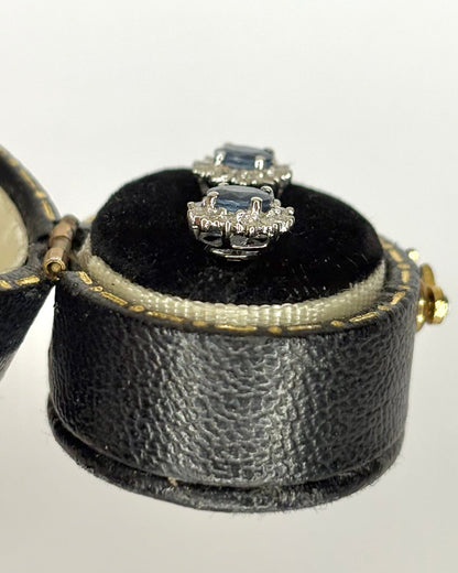 Boucles Marguerite Saphirs 0.72 carat &amp; Diamants 0.36 carat "Salomé" - Elliade Paris