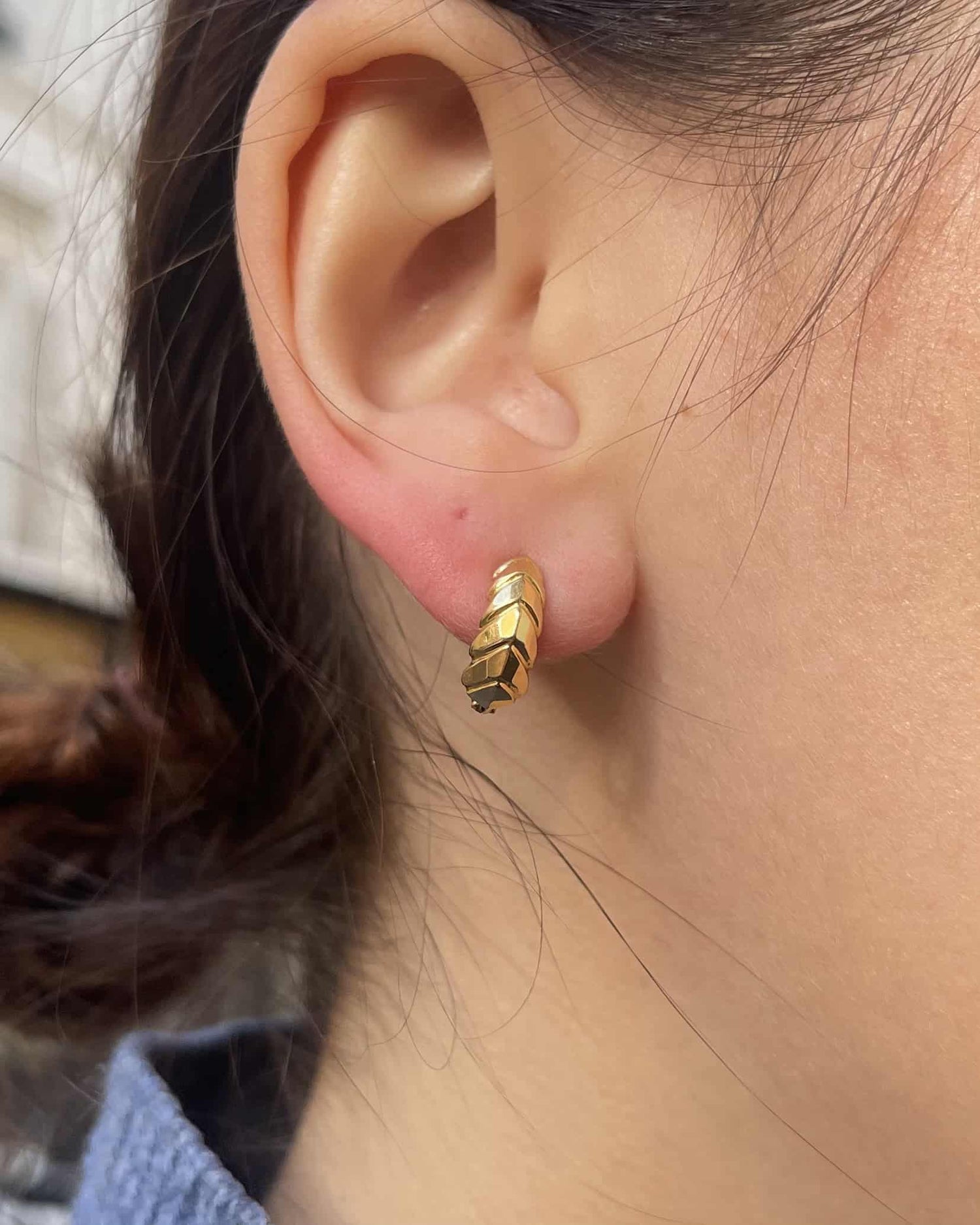 Pendientes vintage de medio aro en oro amarillo "Fay"