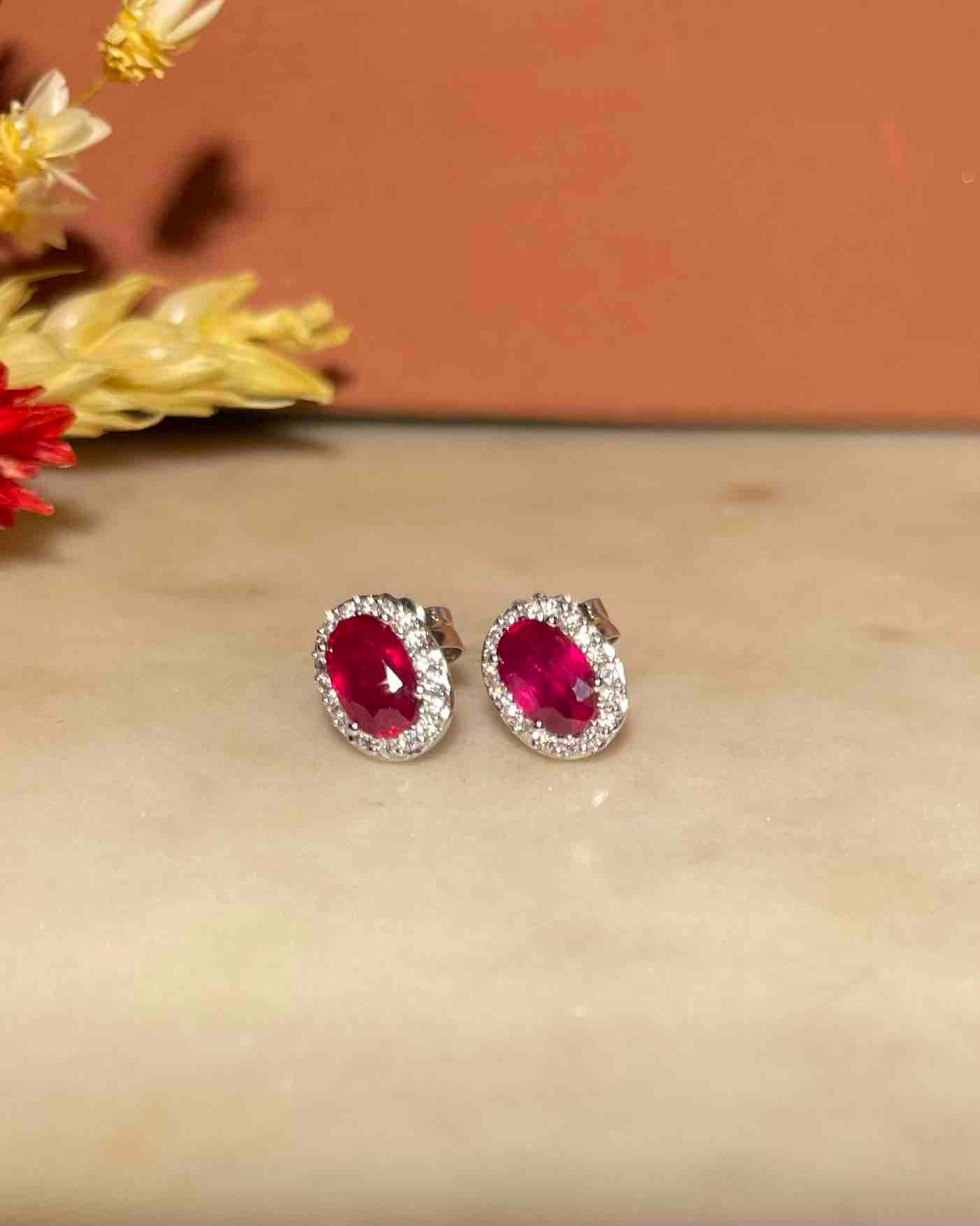 Pendientes de margaritas con rubí y diamantes "Lily-Rose"