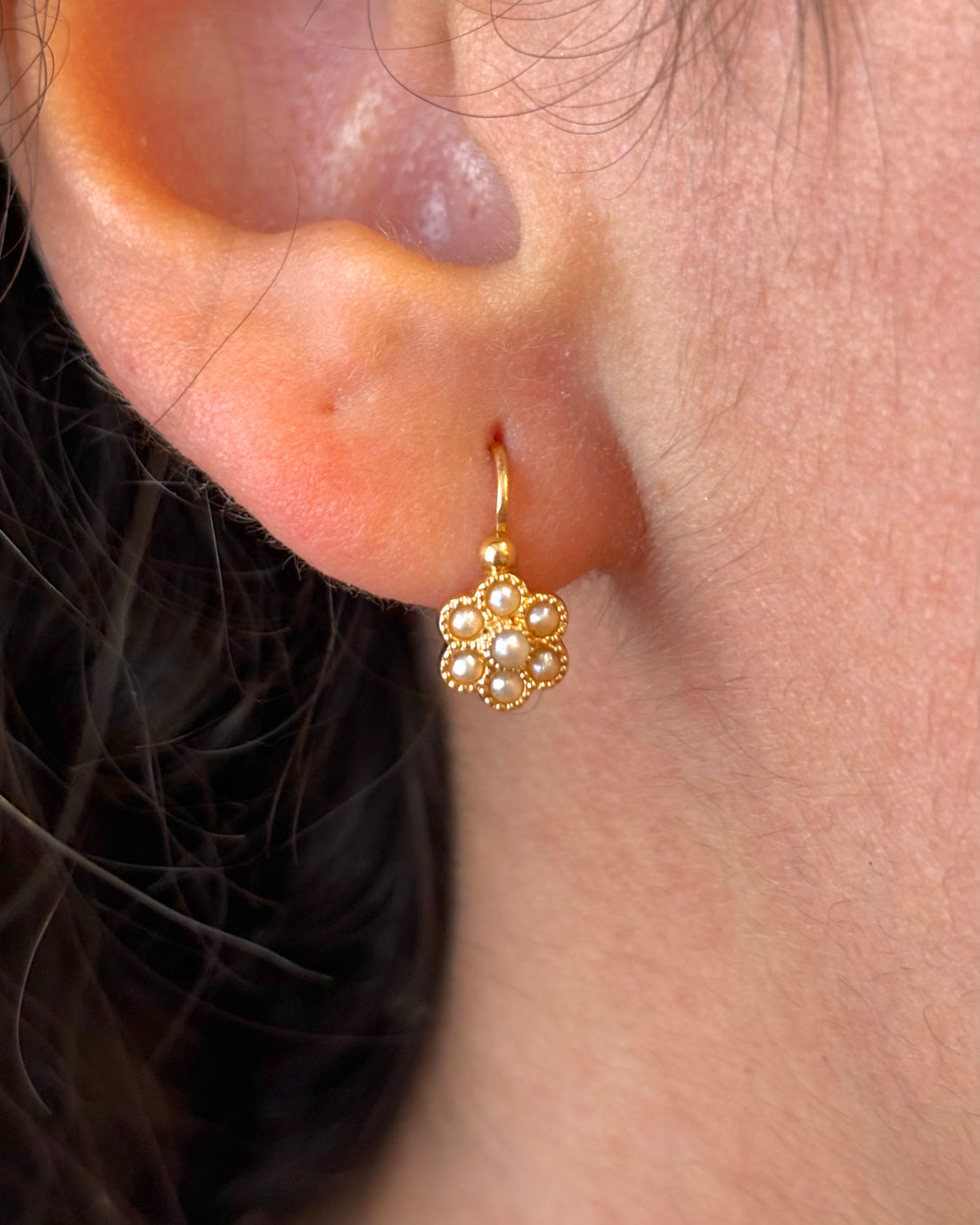 Pendientes Dormilones con 14 Perlas "Doris"