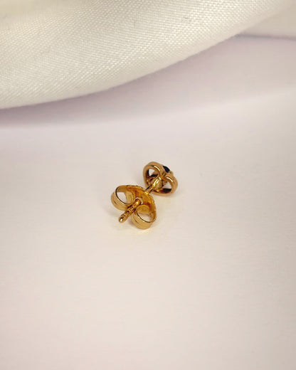 Single Loop Sapphire Stud "Christie"