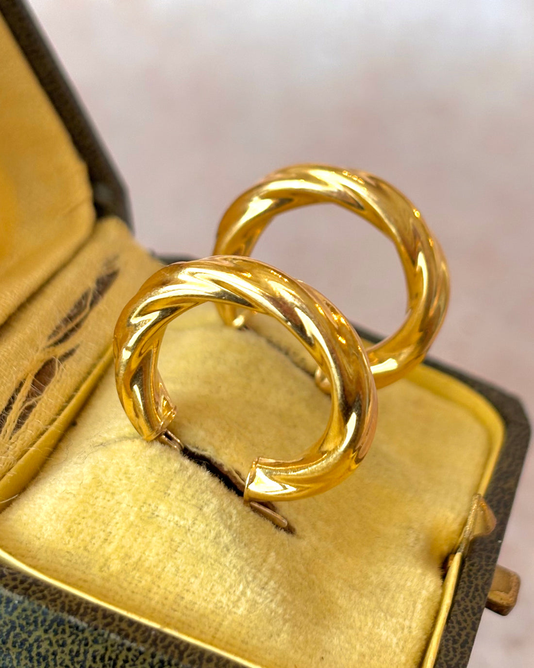 Créoles Or Jaune 18 carats "Floriane"